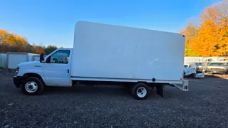 2023 Ford E-450 E-Series E-450 - 16Ft V8 Gas - LIFT GATE