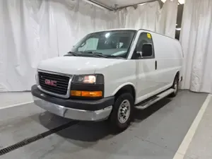 2017 GMC Savana G2500 135WB 4.8L V8 Gas